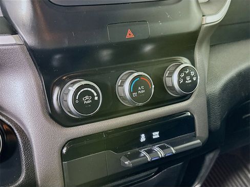 Used 2020 RAM 1500 Big Horn image 14