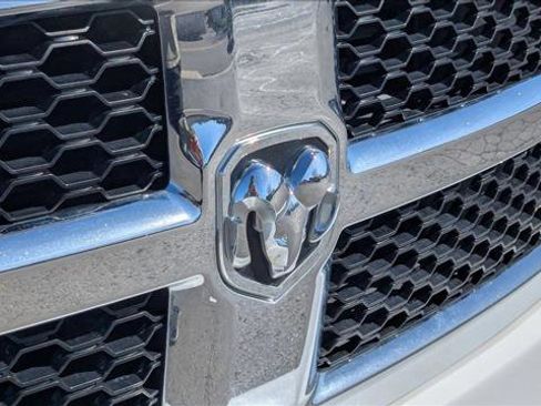 Used 2014 RAM 1500 Classic SLT AWD/4WD image 30