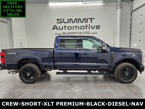 Used 2025 Ford F250 XLT w/ Black Appearance Package image 1