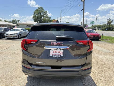 Used 2020 GMC Terrain SLE FWD image 6