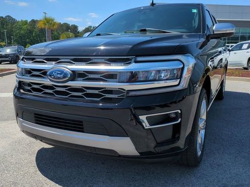Used 2023 Ford Expedition Max Platinum RWD image 8