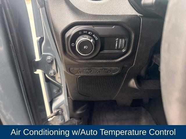 Used 2024 Jeep Wrangler Unlimited Sport AWD/4WD image 20