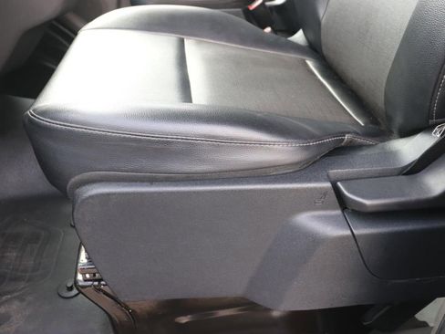 Used 2022 Ford Transit 350 DRW RWD image 19