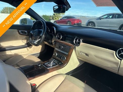 Certified 2017 Mercedes-Benz SLC 300 image 7