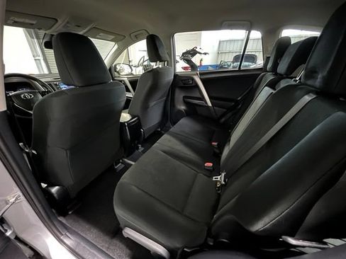 Used 2018 Toyota RAV4 LE w/ All Weather Liner Package AWD/4WD image 15