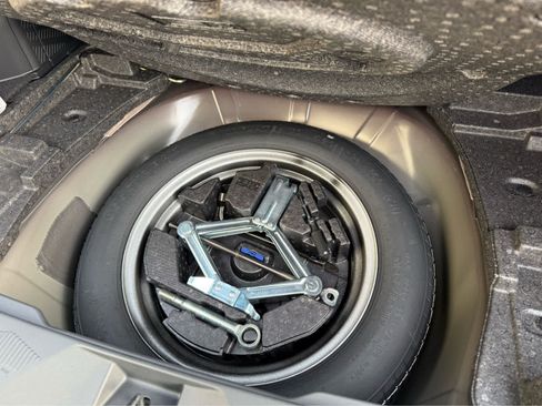 New 2026 Subaru Forester Touring AWD/4WD image 32