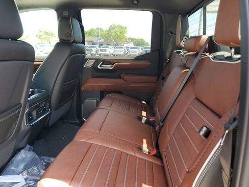 New 2026 GMC Sierra 1500 Denali Ultimate AWD/4WD image 12