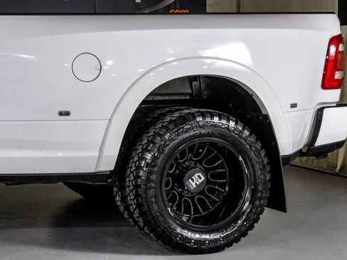 Used 2022 RAM 3500 Limited AWD/4WD image 14