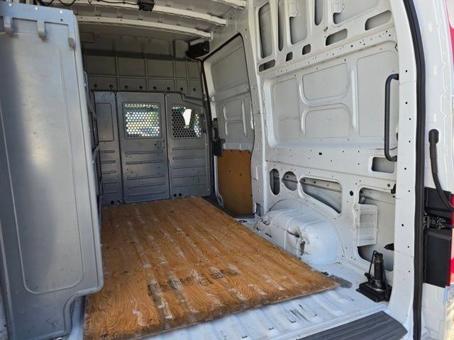 Used 2020 Nissan NV 2500 S w/ Vinyl Seat Package RWD image 18