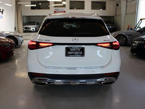 Used 2023 Mercedes-Benz GLC 300 4MATIC w/ Pinnacle Trim Package image 45