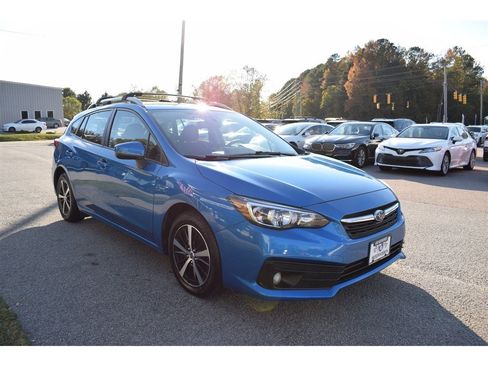 Used 2023 Subaru Impreza 2.0i Premium image 8