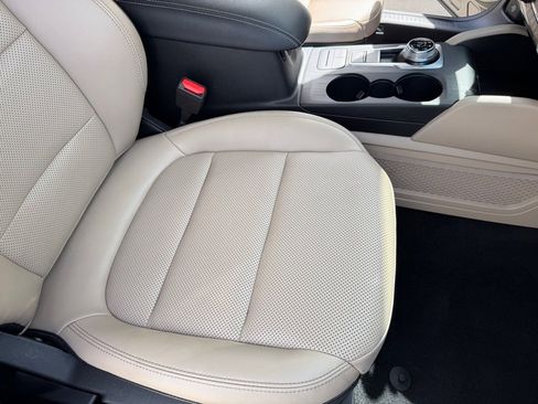 Used 2021 Ford Escape SEL image 23