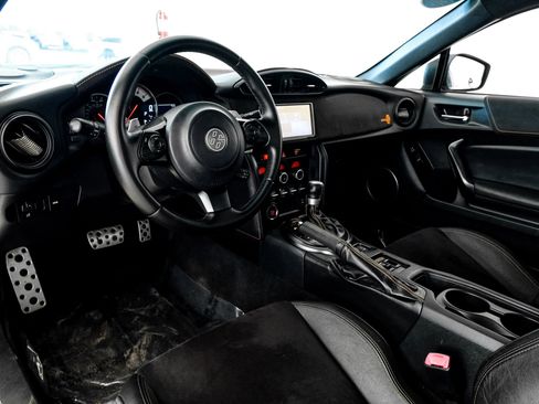 Used 2017 Toyota 86 860 Special Edition image 2