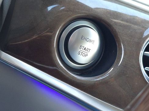 Used 2015 Mercedes-Benz S 550 4MATIC Sedan image 48