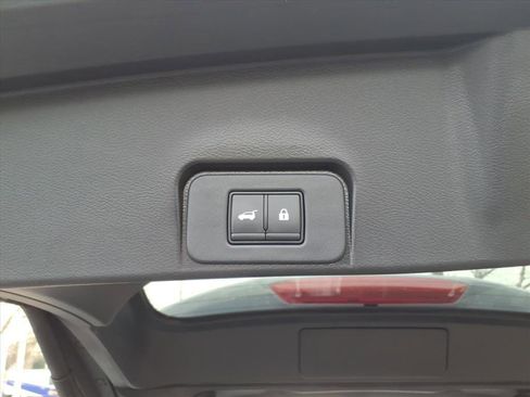 Used 2023 Nissan Rogue SL w/ SL Premium Package image 26