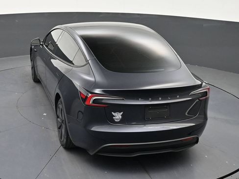 Used 2024 Tesla Model 3 Standard Range RWD image 12