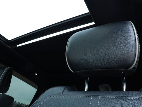 Used 2019 RAM 1500 Limited image 17