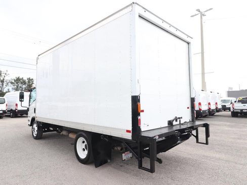 Used 2024 Isuzu NPR image 14