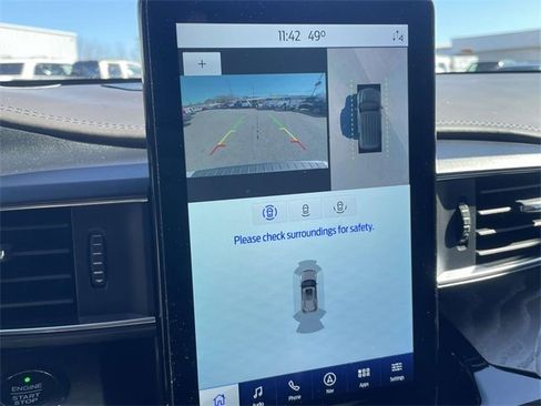 Used 2021 Ford Explorer Platinum w/ Equipment Group 601A image 19