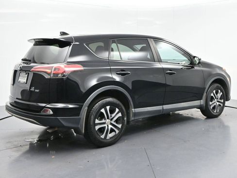 Used 2018 Toyota RAV4 LE w/ All Weather Liner Package AWD/4WD image 7
