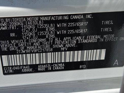 Used 2023 Toyota RAV4 XLE FWD image 15