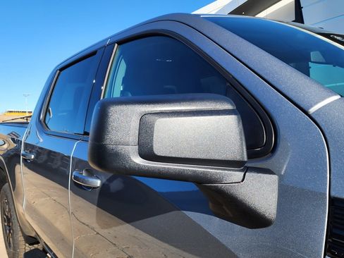 New 2026 GMC Sierra 1500 Elevation w/ LPO, Elevation Black Package image 12