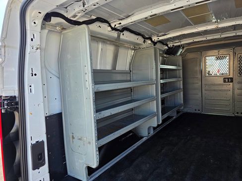 Used 2019 Ford Transit 250 148 Low Roof image 13