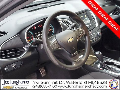 Used 2016 Chevrolet Malibu LT image 10