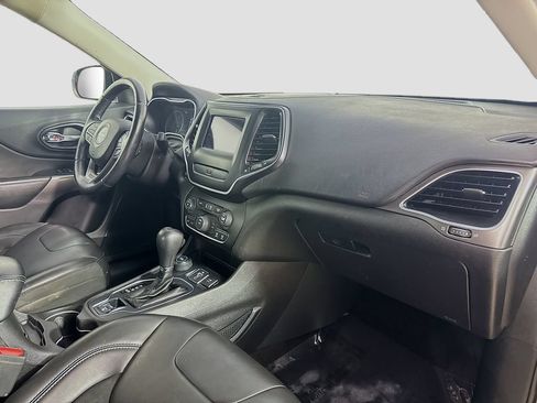 Used 2019 Jeep Cherokee Latitude Plus AWD/4WD image 33