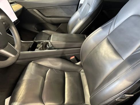 Used 2020 Tesla Model Y Performance image 10