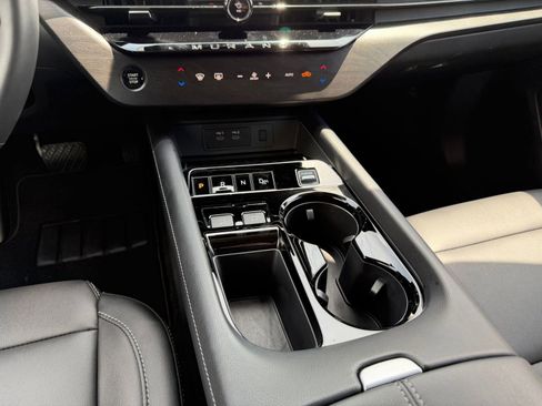 Certified 2025 Nissan Murano SL AWD/4WD image 27
