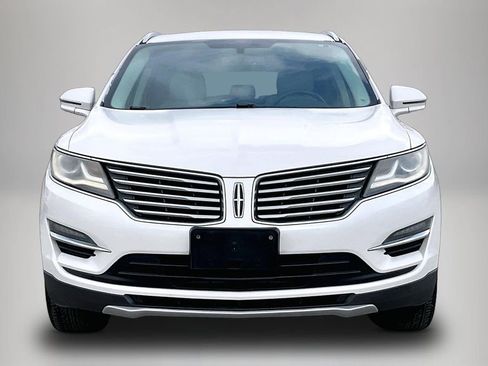 Used 2017 Lincoln MKC Select image 3
