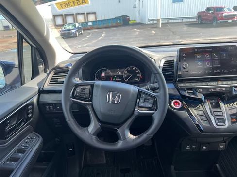 Used 2025 Honda Odyssey Elite image 15
