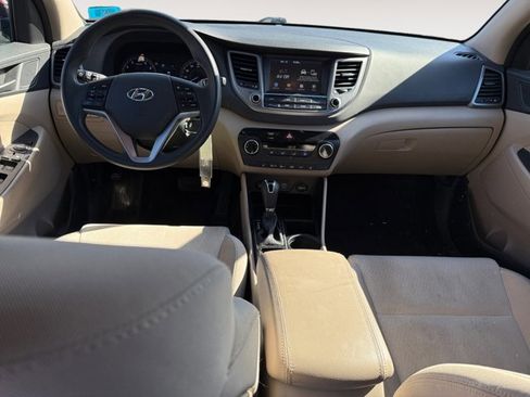 Used 2018 Hyundai Tucson SEL image 12