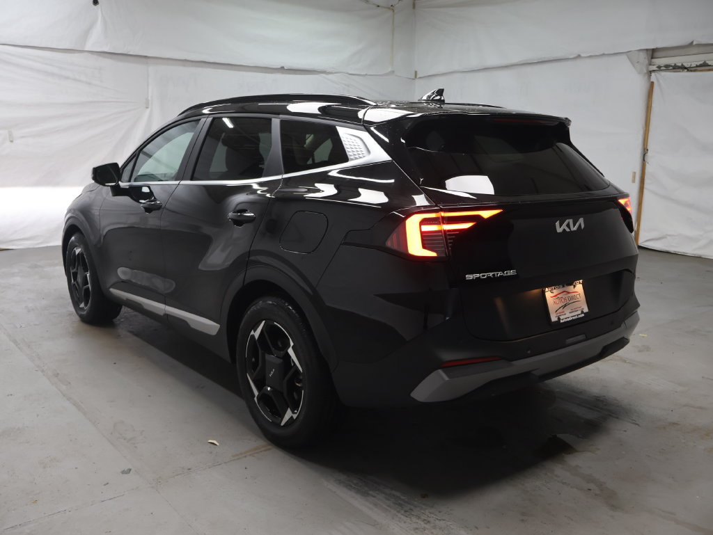 Used 2026 Kia Sportage EX w/ EX Panorama Roof Package FWD image 5