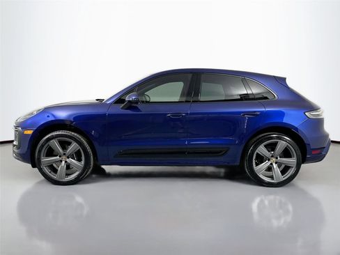 Certified 2026 Porsche Macan AWD/4WD image 2