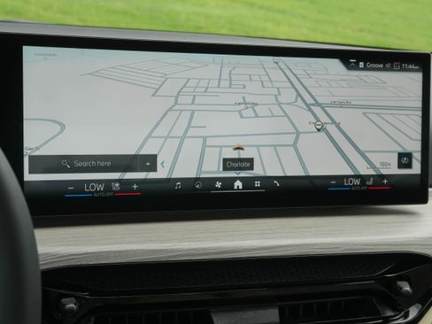 Used 2025 BMW 330i Sedan RWD image 22