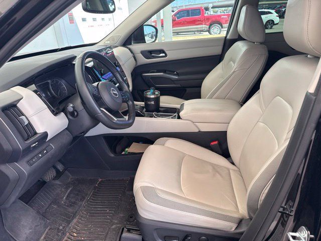 Used 2022 Nissan Pathfinder SL w/ SL Premium Package FWD image 11