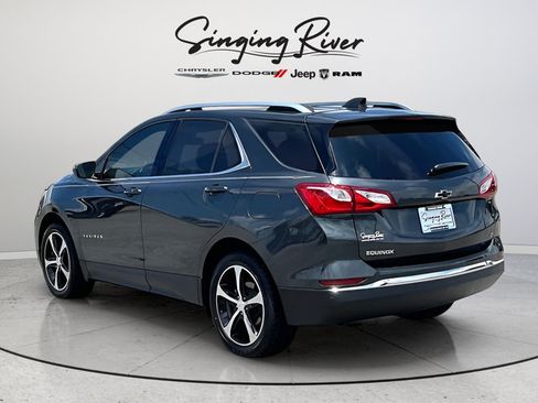 Used 2020 Chevrolet Equinox LT FWD image 4