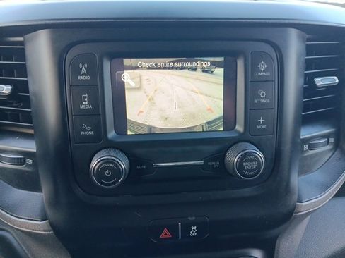 Used 2024 RAM 3500 Tradesman w/ Chrome Appearance Group image 15