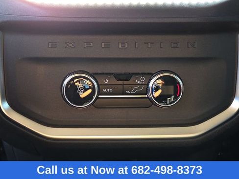 New 2025 Ford Expedition Active image 15