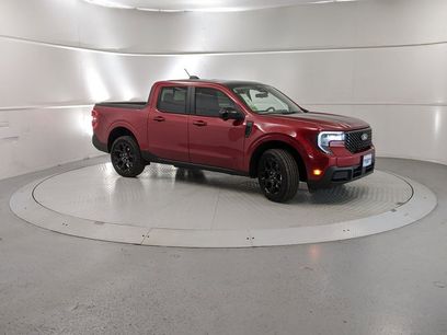 New 2026 Ford Maverick Lariat w/ Black Appearance Package