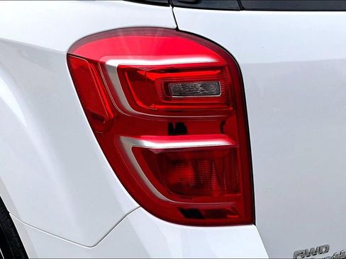 Used 2016 Chevrolet Equinox LT image 21