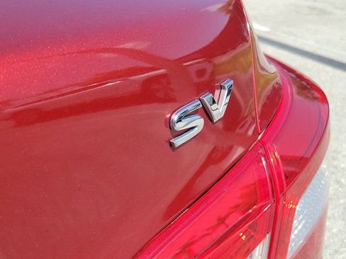 Used 2019 Nissan Sentra SV w/ Special Edition Package FWD image 10