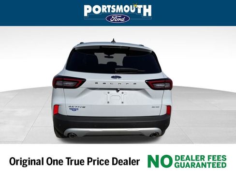 Used 2025 Ford Escape Active w/ Active Premium Tech Pack image 32
