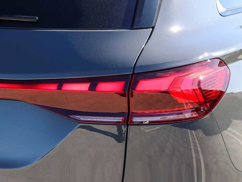 Used 2025 Audi Q6 e-tron Premium w/ Convenience Package image 10