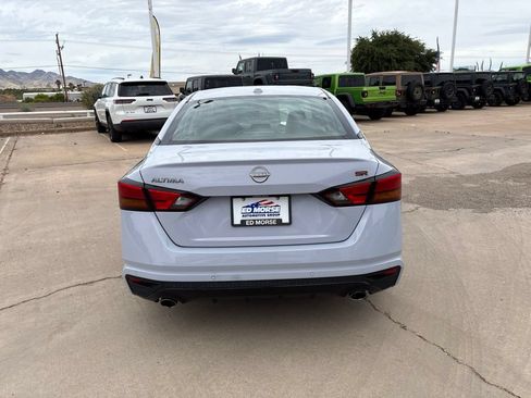 Used 2024 Nissan Altima 2.5 SR FWD image 6