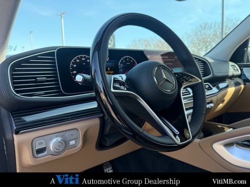 New 2026 Mercedes-Benz GLS 450 4MATIC image 12