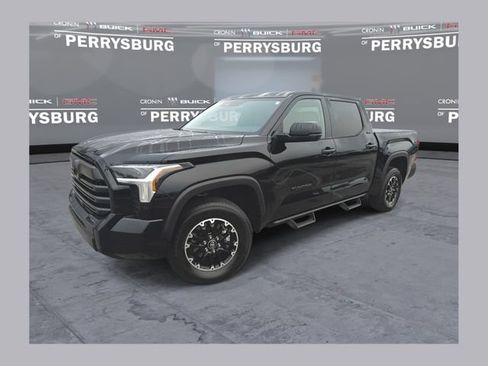 Used 2025 Toyota Tundra SR5 AWD/4WD image 1