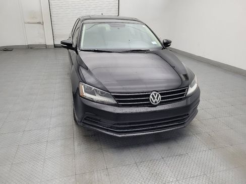 Used 2017 Volkswagen Jetta SE FWD image 14